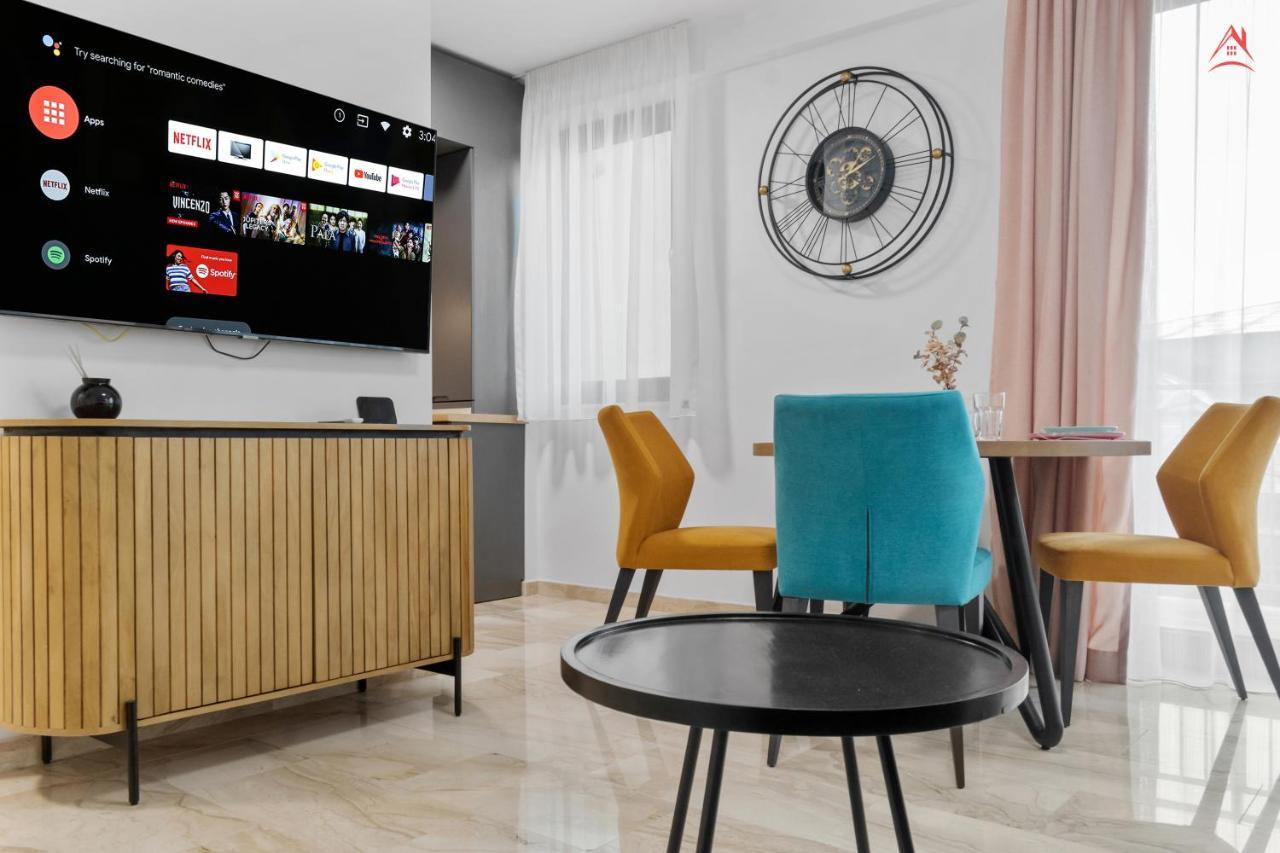 Apartament Opera Residence - Cismigiu, Eroilor, Free Private Parking Bucarest Exterior foto