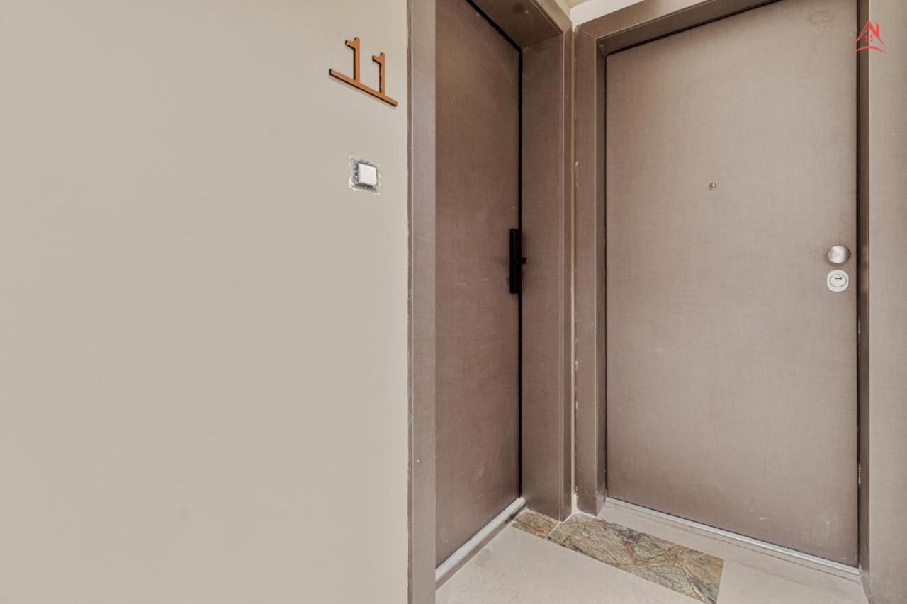 Apartament Opera Residence - Cismigiu, Eroilor, Free Private Parking Bucarest Exterior foto
