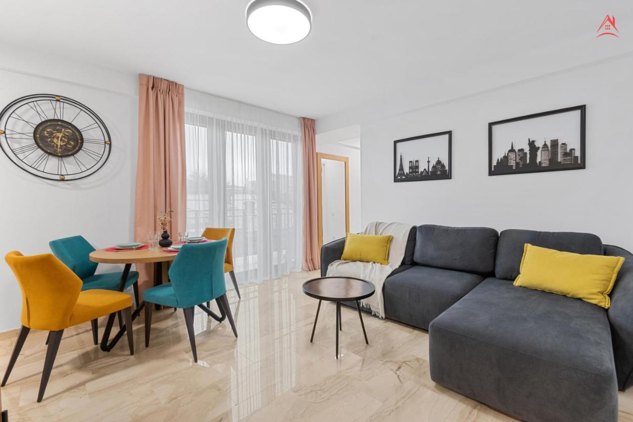 Apartament Opera Residence - Cismigiu, Eroilor, Free Private Parking Bucarest Exterior foto