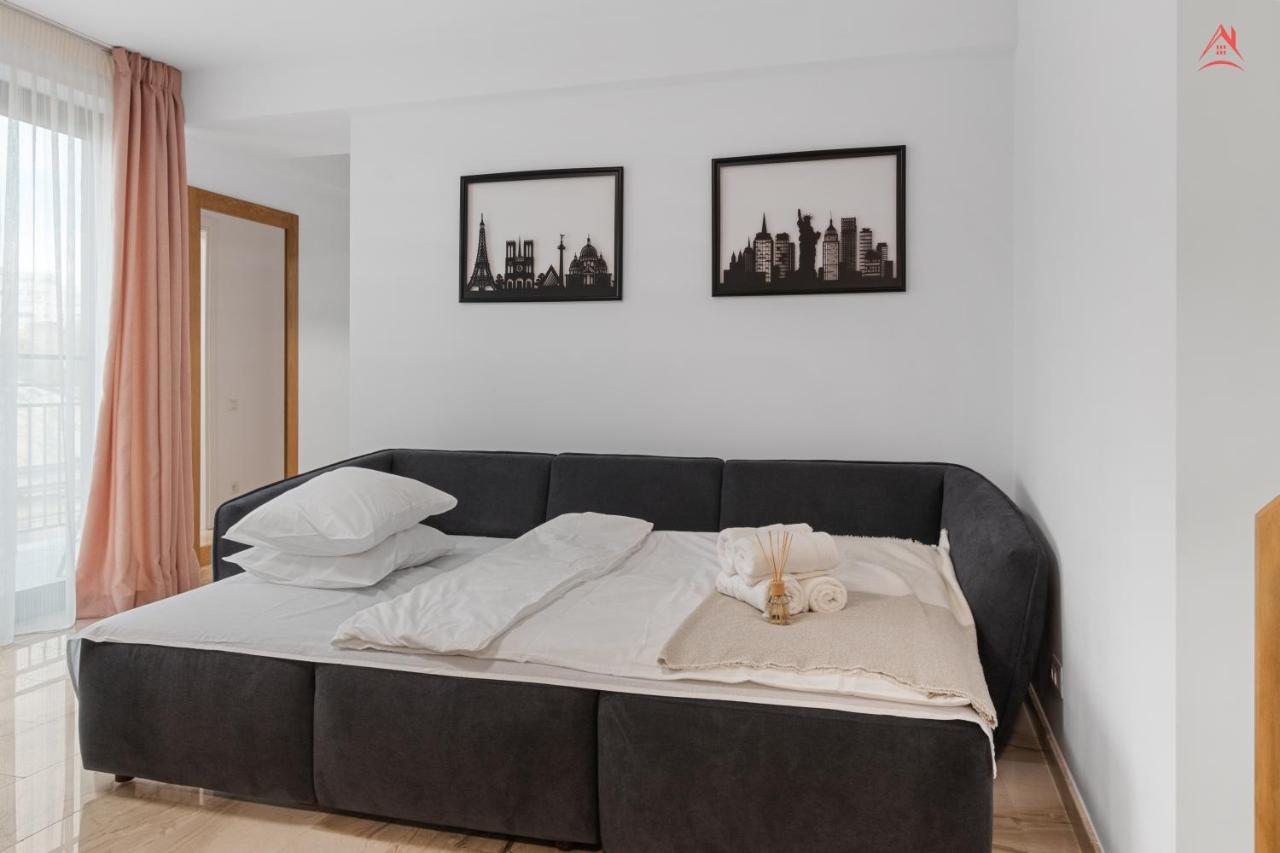Apartament Opera Residence - Cismigiu, Eroilor, Free Private Parking Bucarest Exterior foto